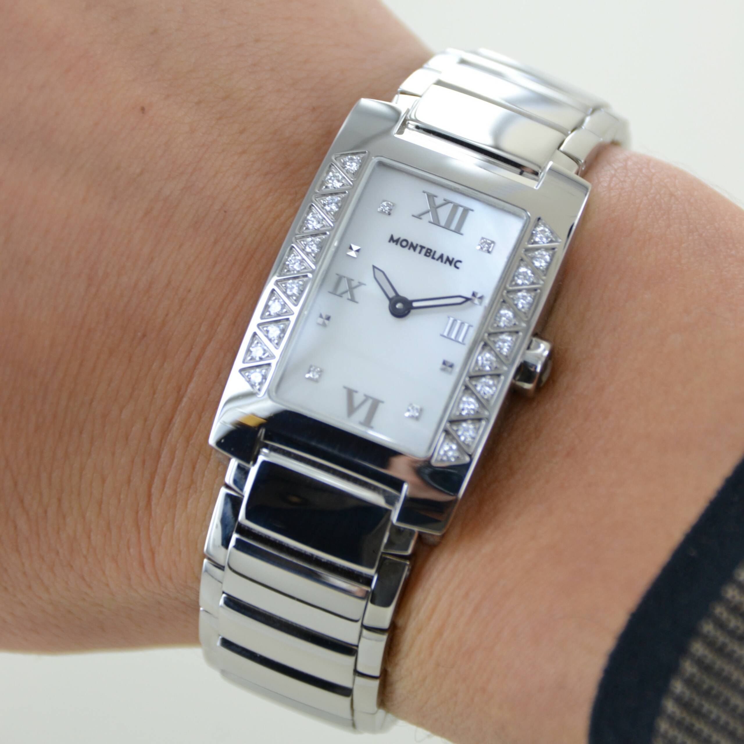 Montre MONTBLANC Profile Elegance